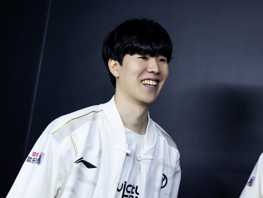 和前沿基地 和前沿基地