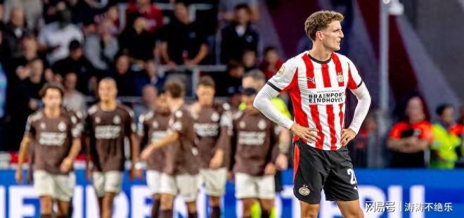 不如说她在 不如说她在